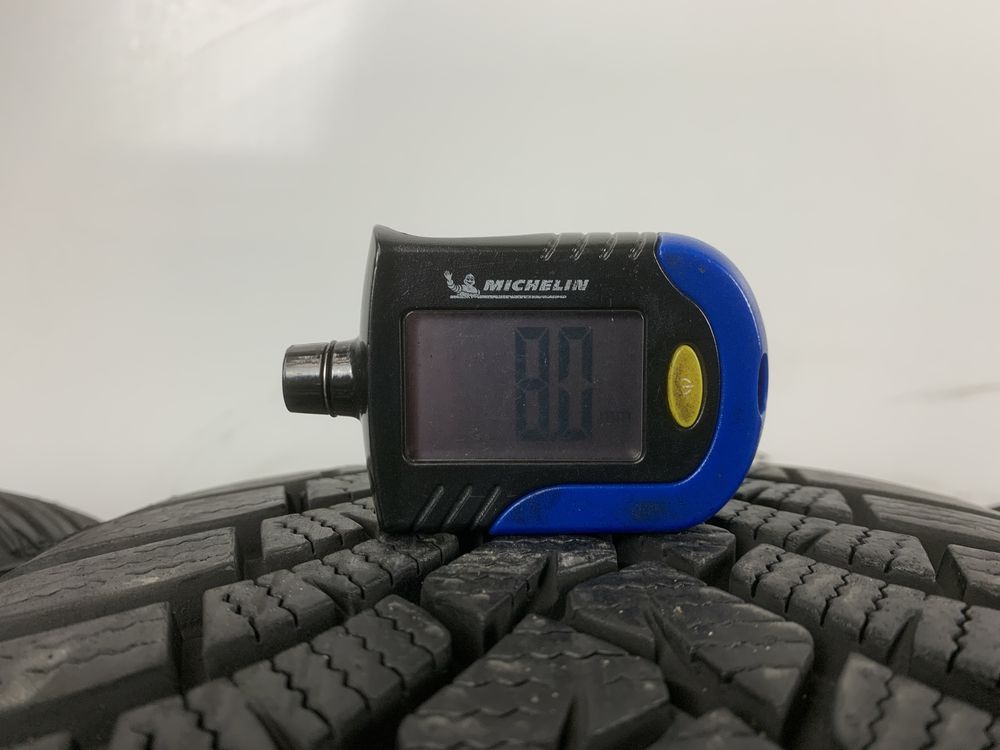 4x 235/45/18 Falken EuroWinterHS01 / 2022r 8mm / GWARANCJA