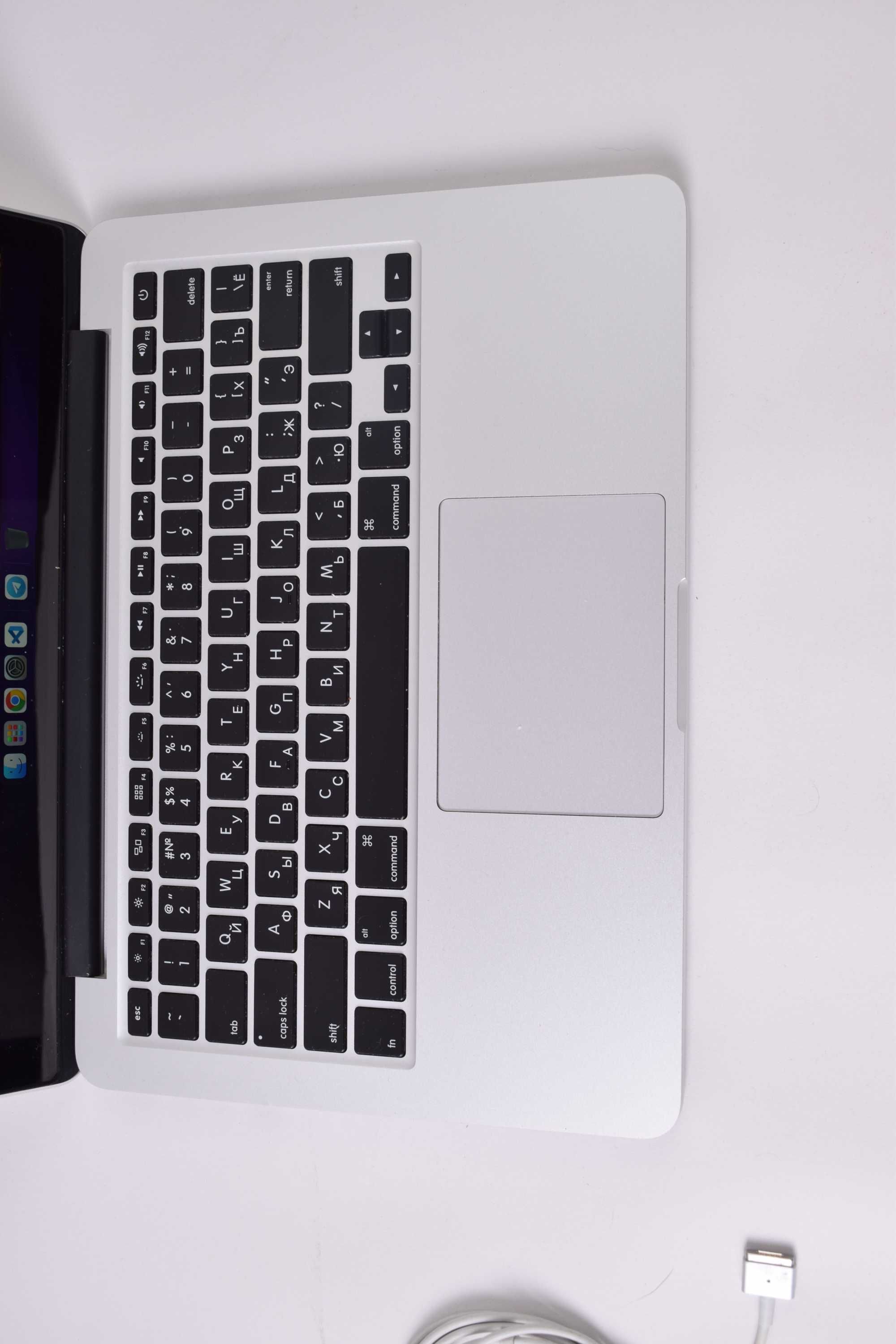 Ноутбук MacBook Pro  A1502