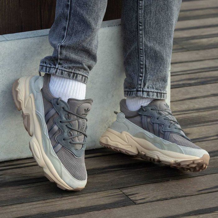 Унисекс кожаные кроссовки Adidas Ozweego кросівки адідас озвіго чорні