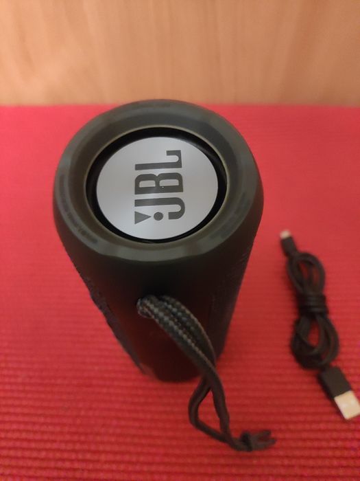 Портативная колонка JBL Flip essential оригинал