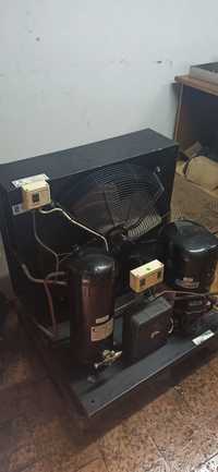 Агрегат для холодильной или морозильной камеры