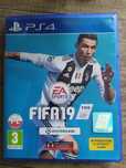 FIFA 19 PS4 konsola
