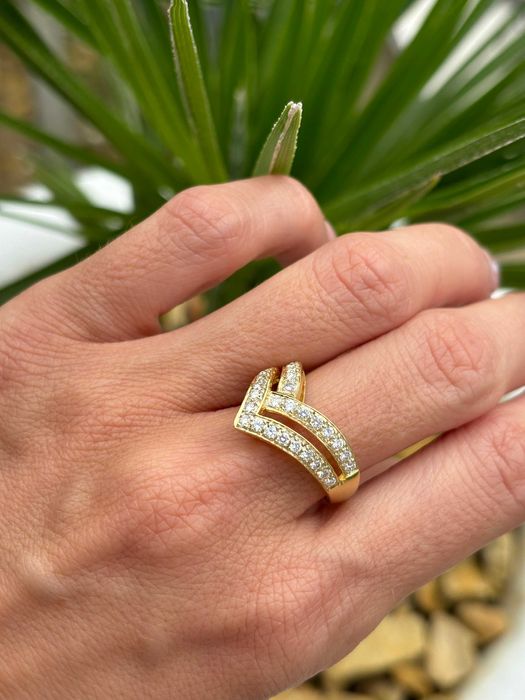 Złoty pierścionek z naturalnymi brylantami diamentami 0,85ct certyfika