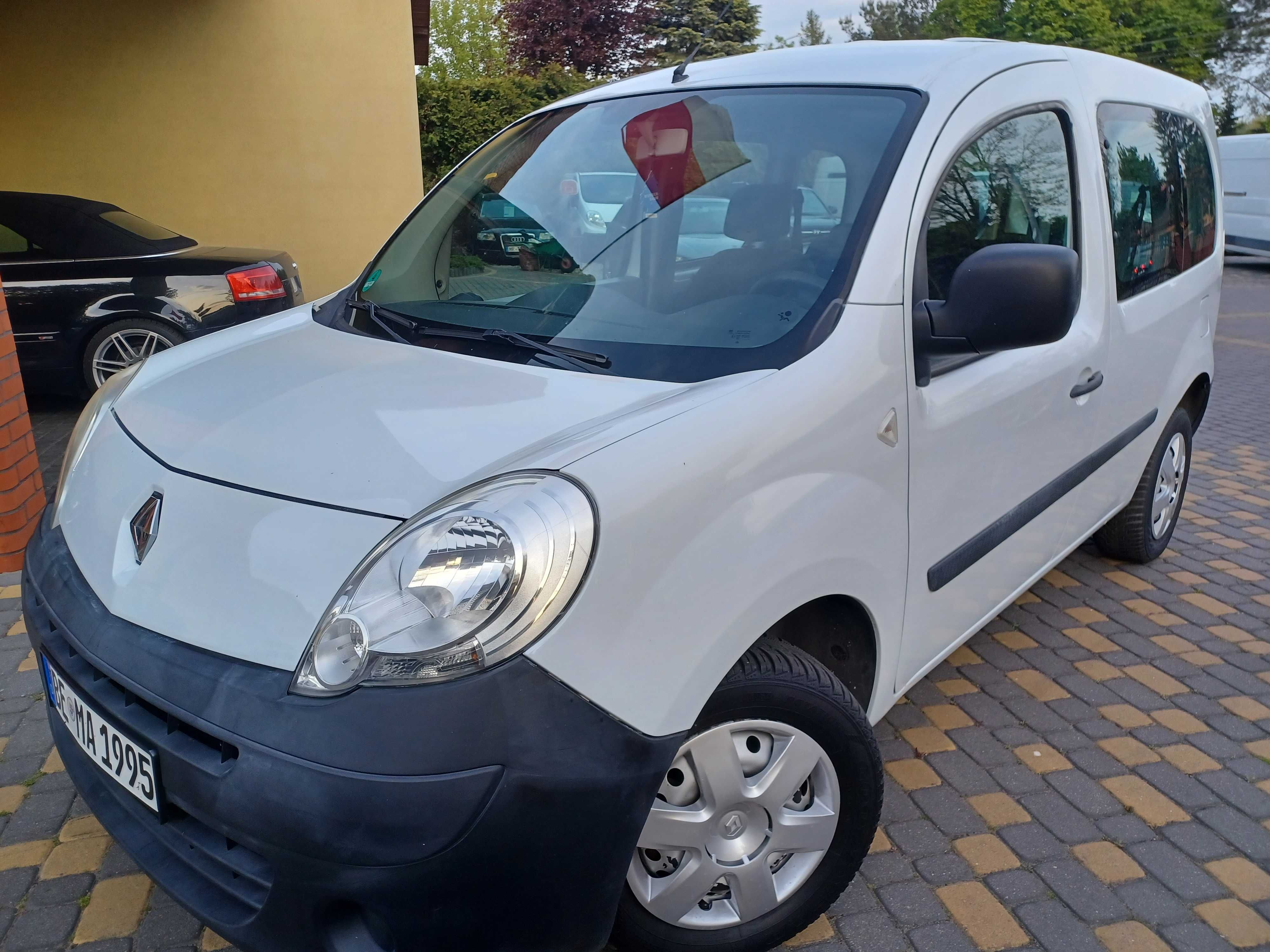 Renault Kangoo 1.6 benz 5-osob klima elektryka z Niemiec