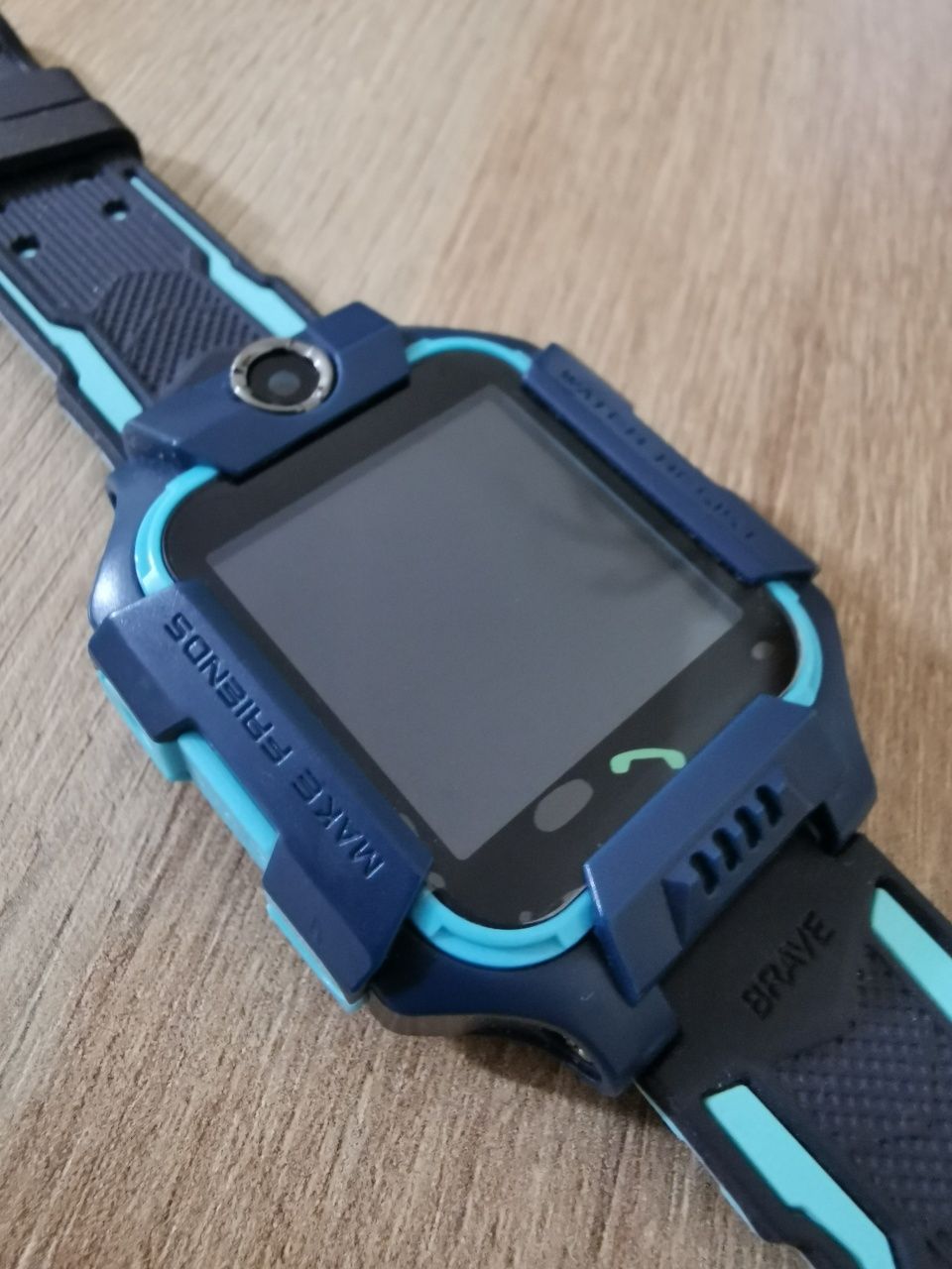 Smartwatch, lokalizator GPS, zegarek dla dzieci