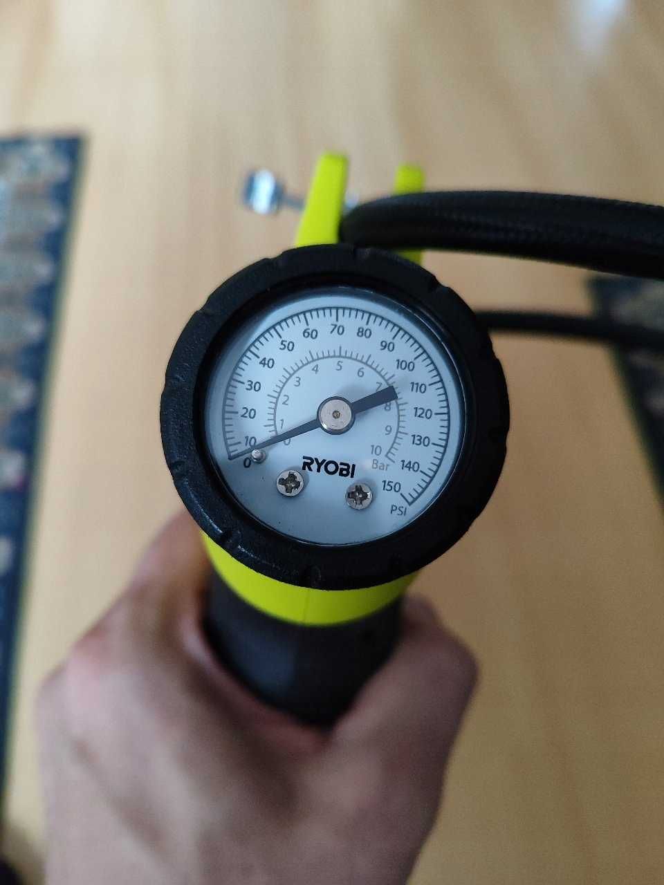 NOWY Lekki Poręczny Pistolet Kompresor Od RYOBI - Długi 50 CM Wąż