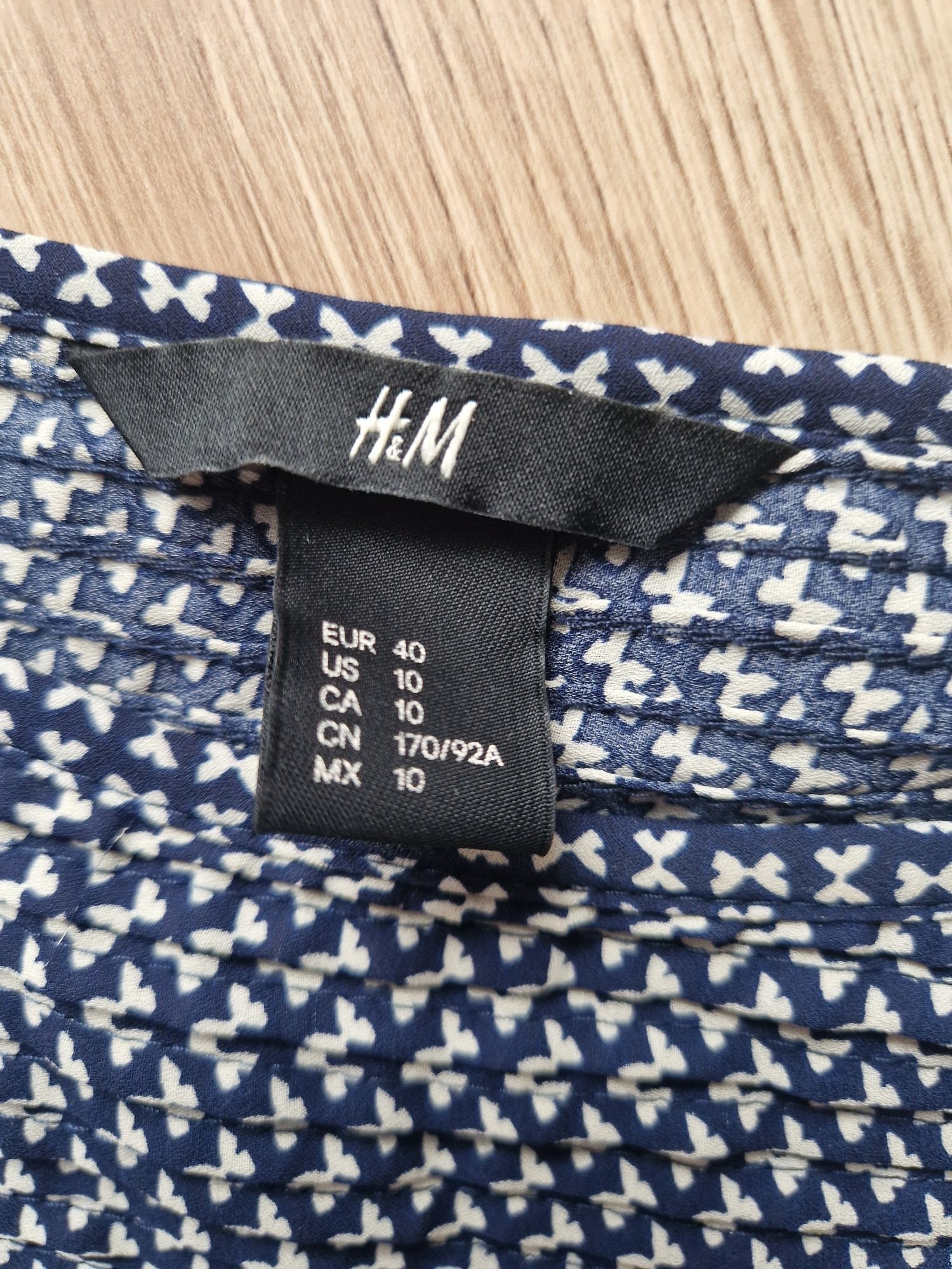 Zwiewna letnia sukienka H&M 40