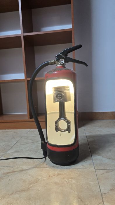 Lâmpada de extintor com pistão de decoração