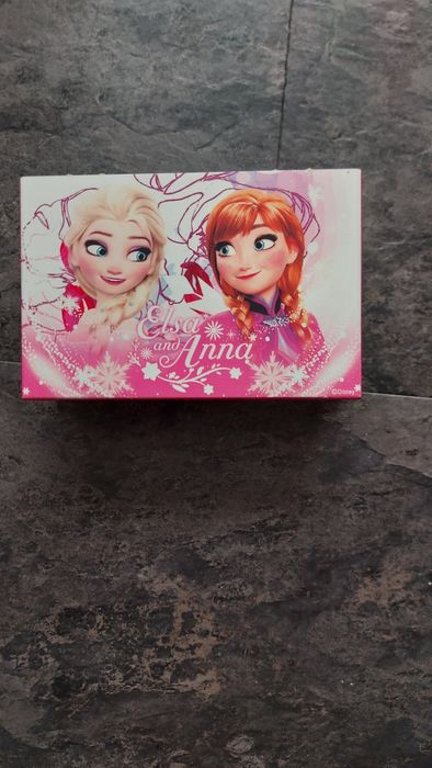 Drewniana kasetka na biżuterię