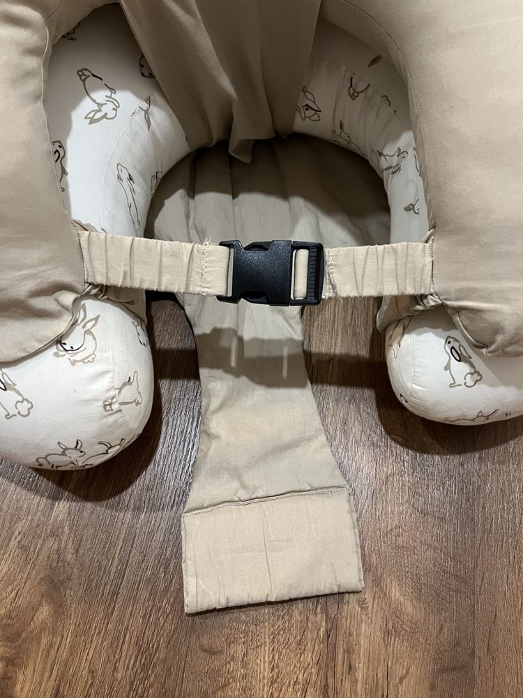 Almofada com apoio dorsal
