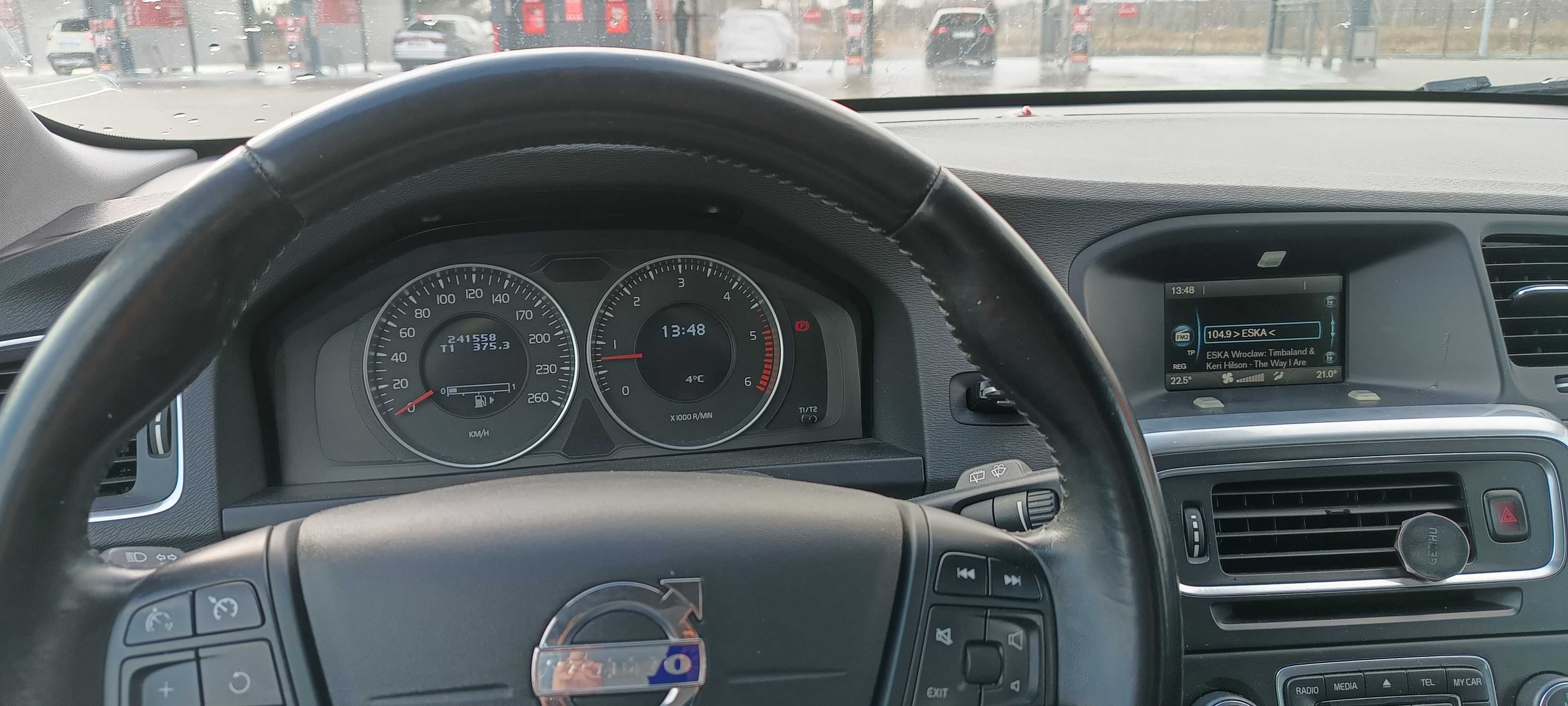 Sprzedam Volvo V60 2.0 D4 5 cylindrów