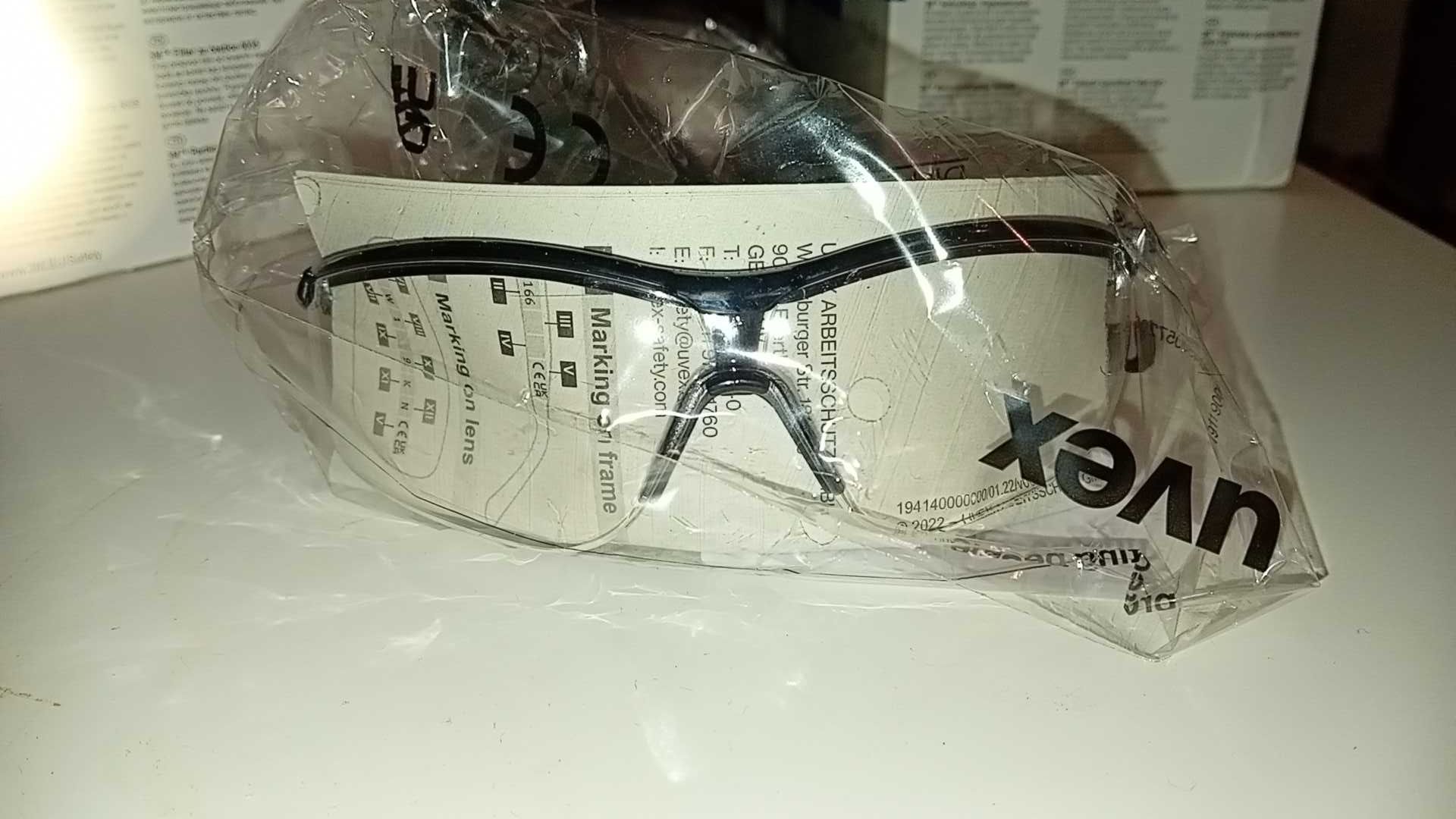 Okulary Uvex sportstyle nowe