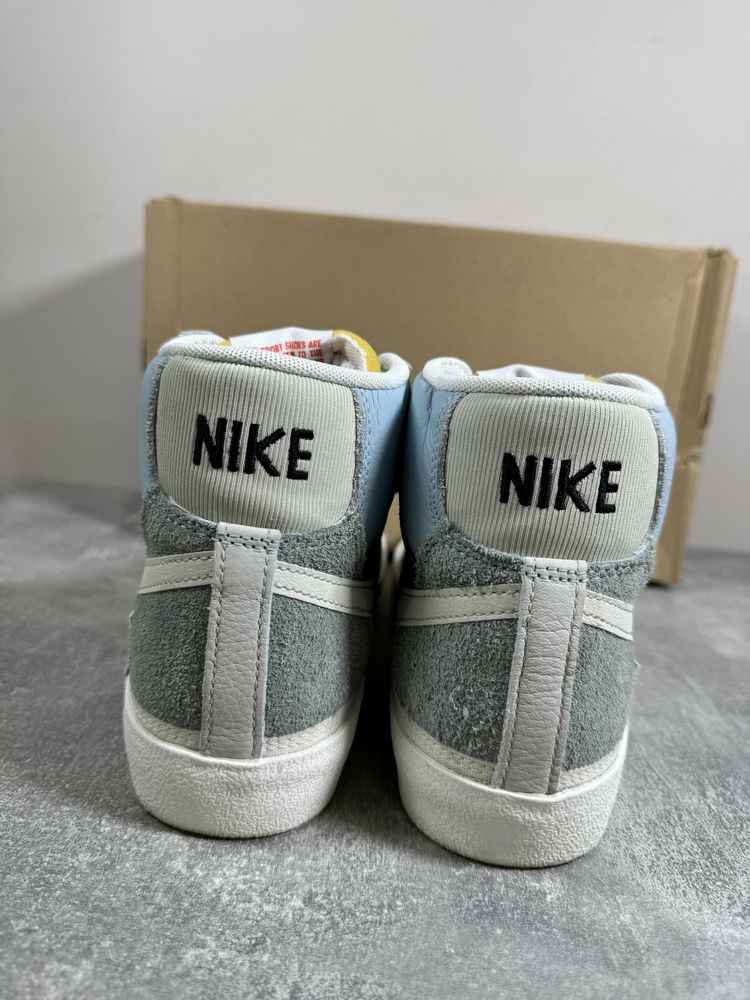 Nike blazer mid 77 pro club sneakersy 40,5 biale szare niebieskie