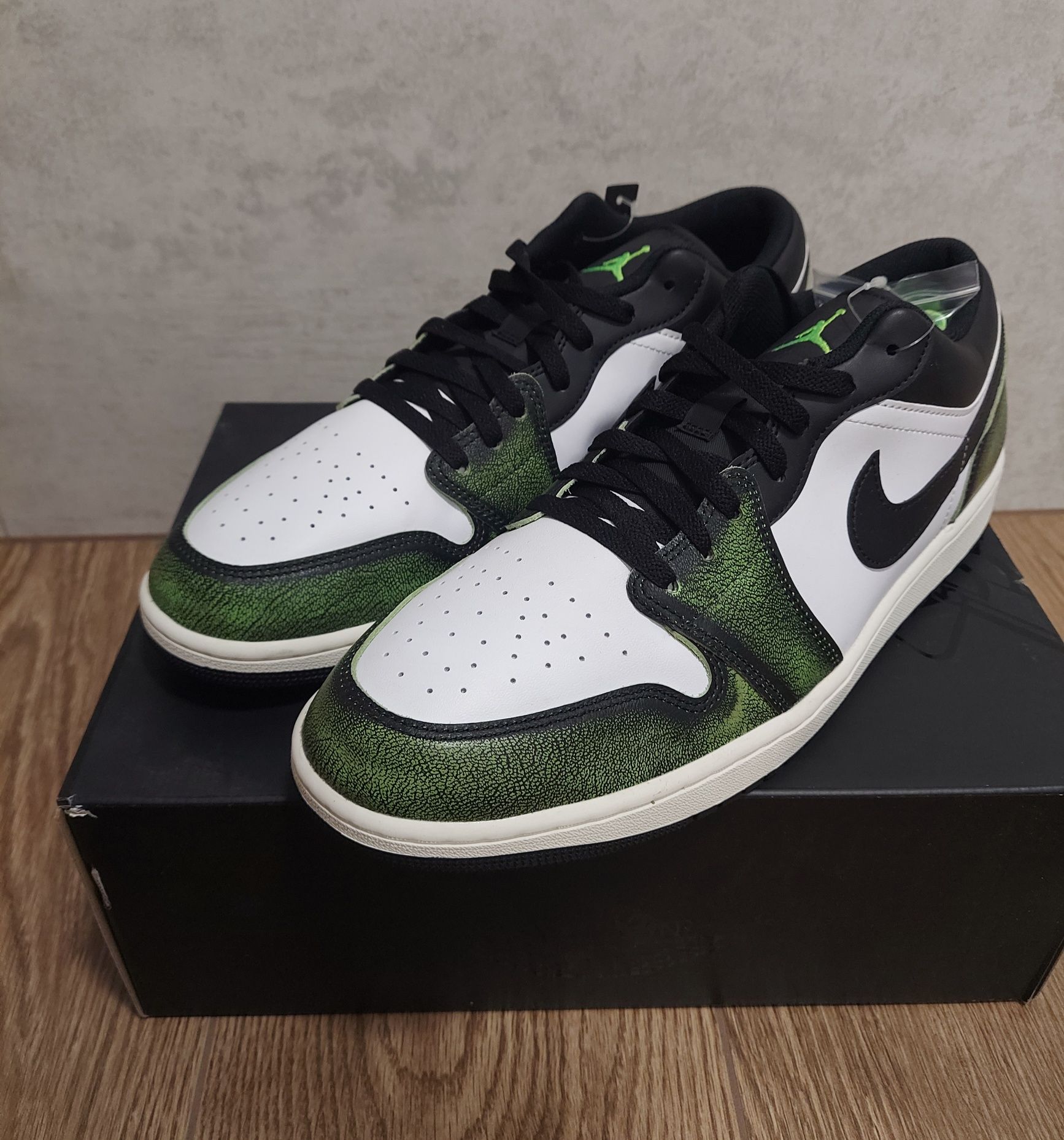 Buty Nike Air Jordan 1 low Electric Green rozmiar 49.5