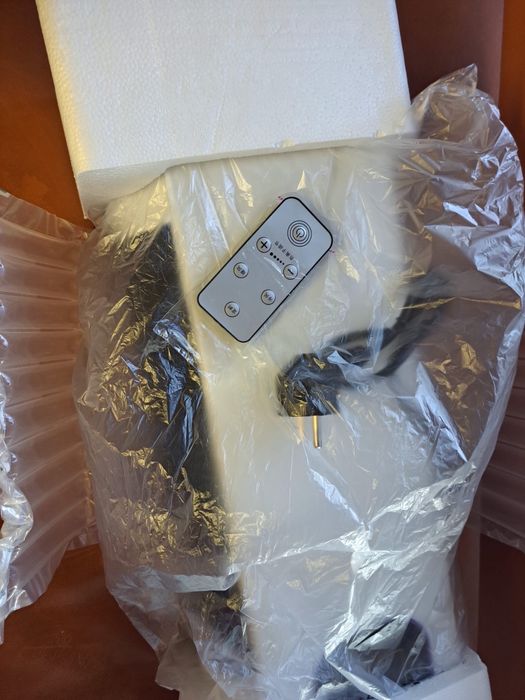 Nagrzewnica z pilotem 200 W do powieszenia