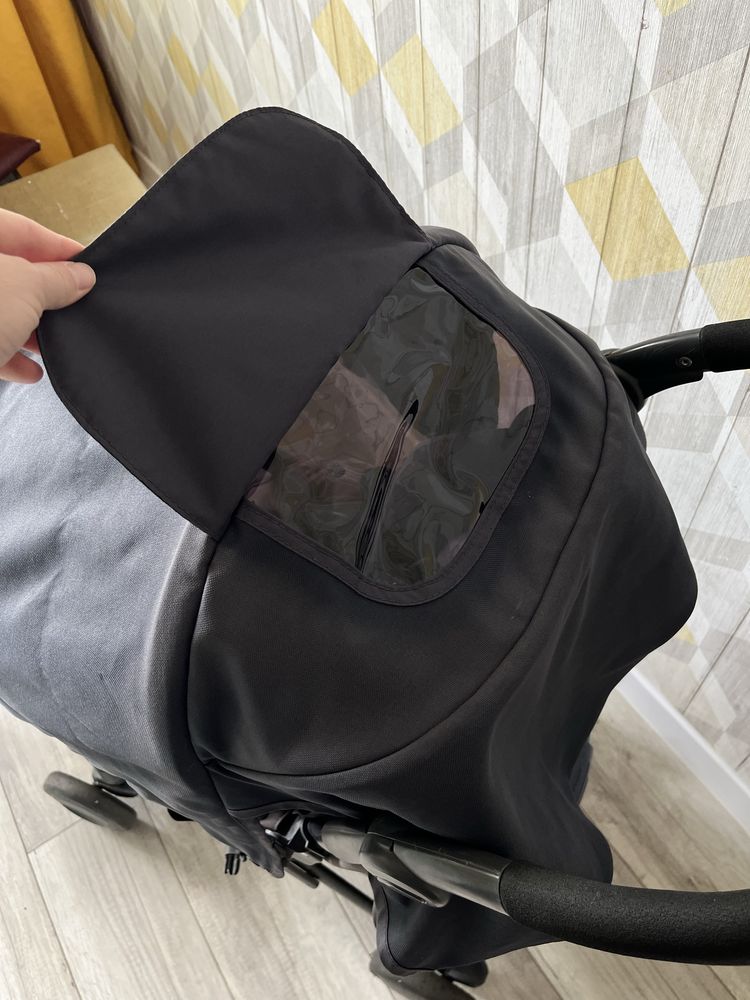 Коляска Chicco Simplicity