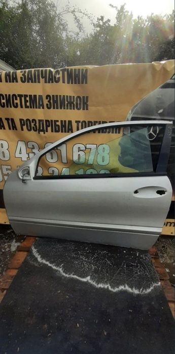 Дверка передня ліва Mercedes C-class w203 купе