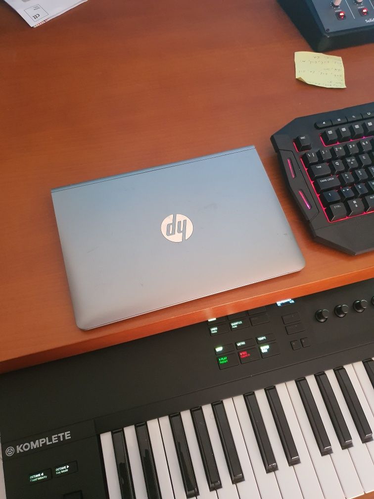 Hp híbrido transforma em tablet