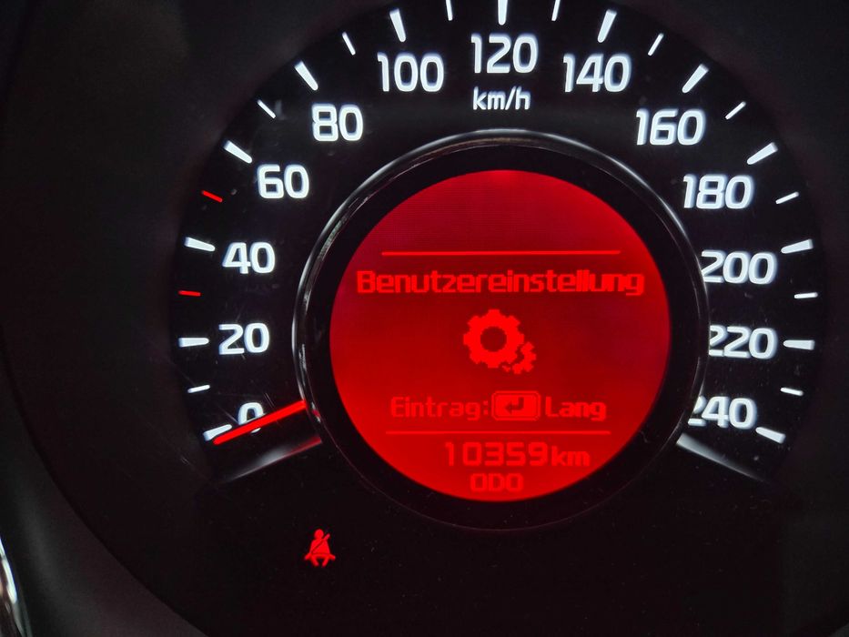 KIA CEED 1,4 2013 rok Prawie NOWY samochód TYLKO 10359 kilometrów