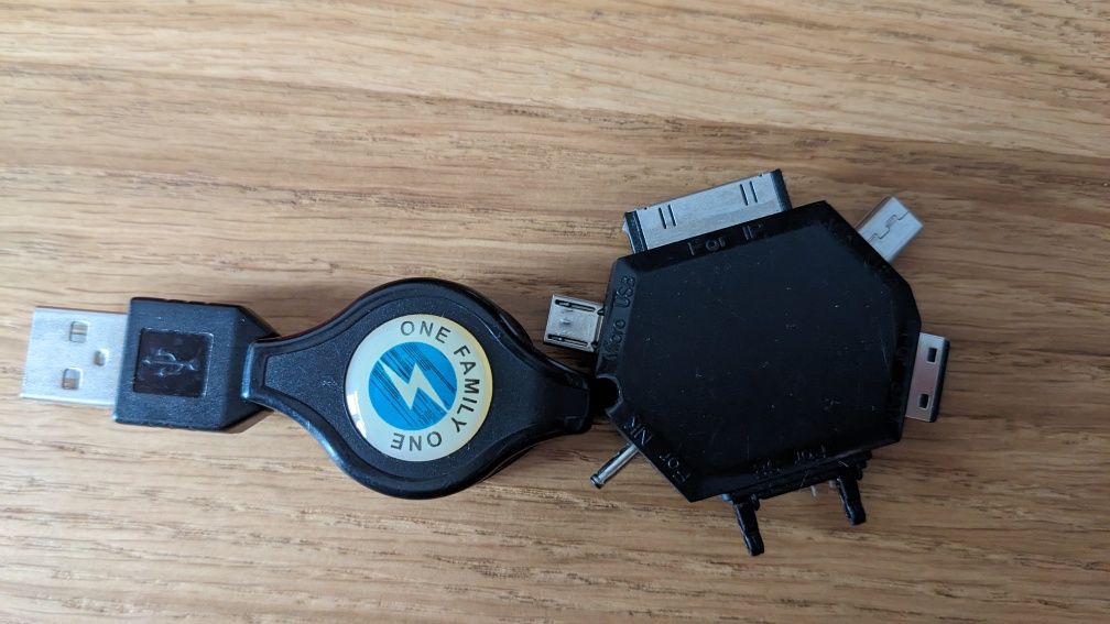 USB-кабель рулетка Universal 6 в 1 (microUSB miniUSB iPhone LG Nokia