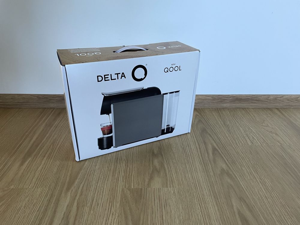 Delta Q MiniQool — kompaktowy ekspres kapsułkowy do kawy