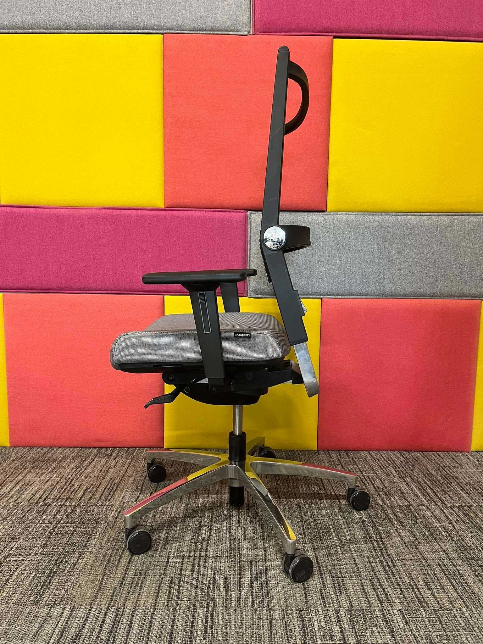 Fotel biurowy obrotowy ergonomiczny Dauphin Lordo unikat!