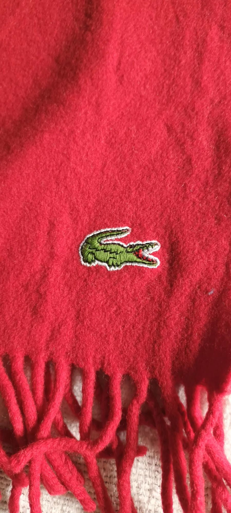 Cachecol Lacoste vermelho-como novo