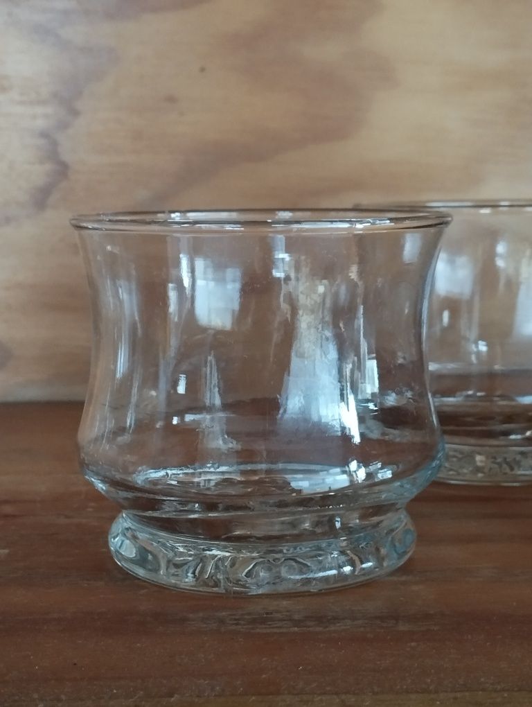Conjunto 4 Copos Empilháveis Vintage