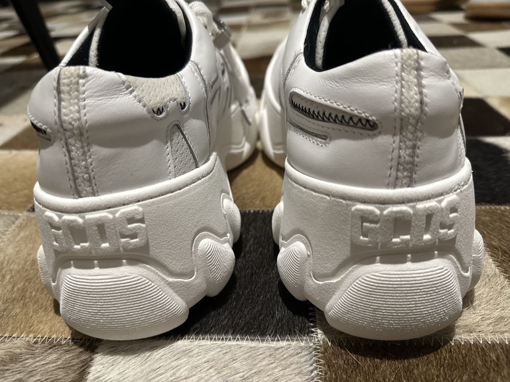 GCDS sneakersy design nowe 39 okazja