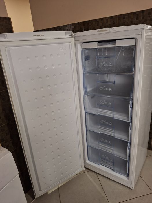 Морозильна камера, морозилка BEKO
