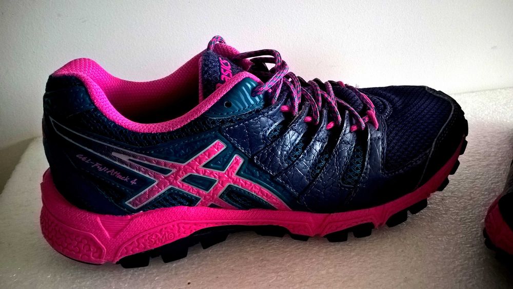 Asics Gel Fuji Attack 4 trailowe super ładne  warto