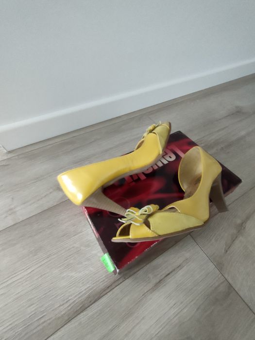 Półbuty damskie róż.38