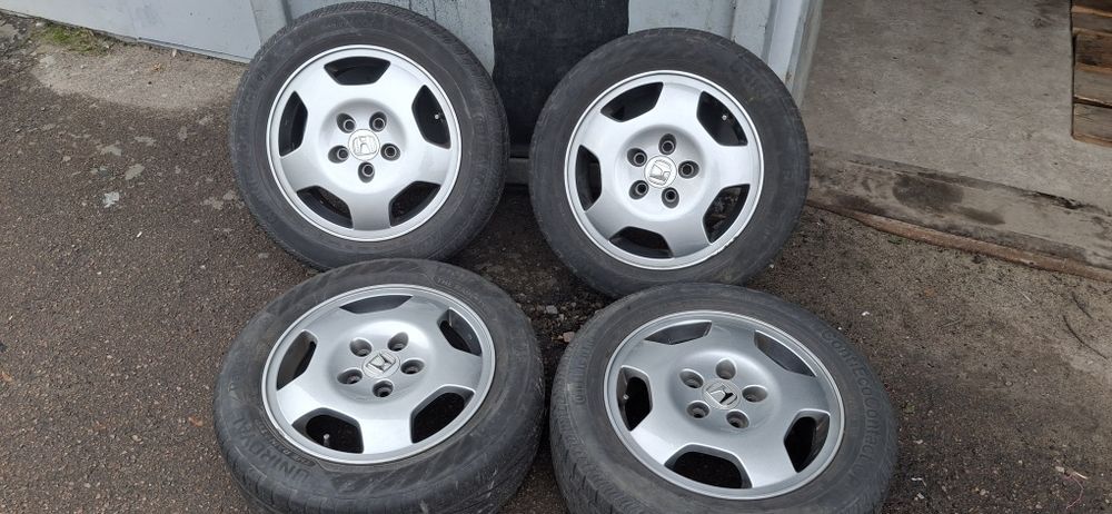 Продам колісні диски з резиною літо 215/55 R16