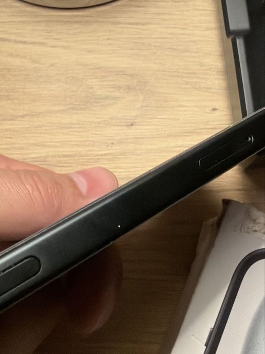 Iphone 15, 128gb, czarny, 94% bateria