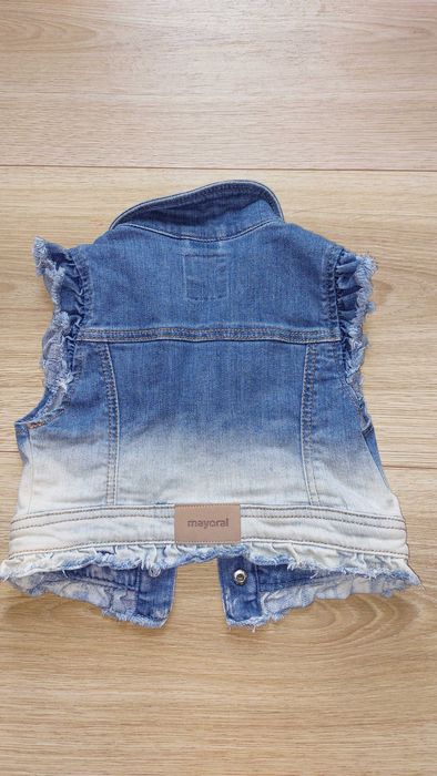 Kamizelka dżinsowa dla dziewczynki Mayoral r. 110