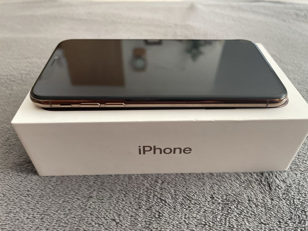 Iphone XS gold edition