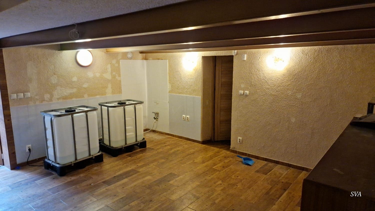 Lokal usługowo-handlowy 85m