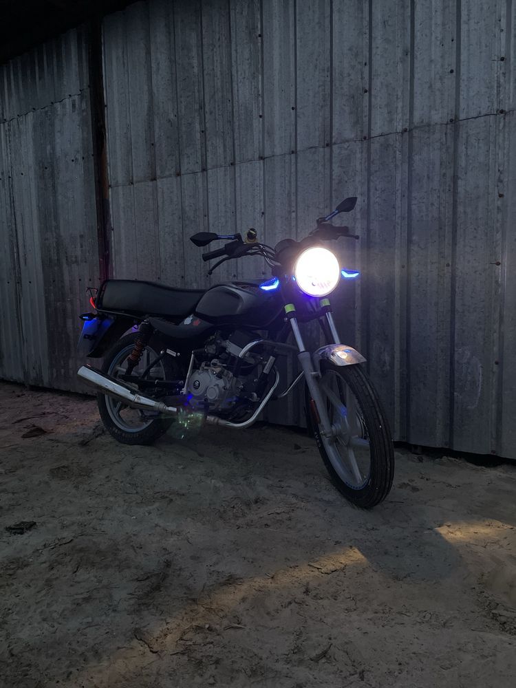 Bajaj boxer 100 bm