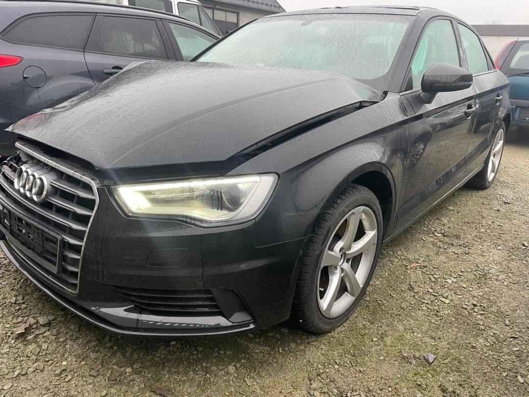 Audi a3 sedan 2.0 T LED s-tronic quattro