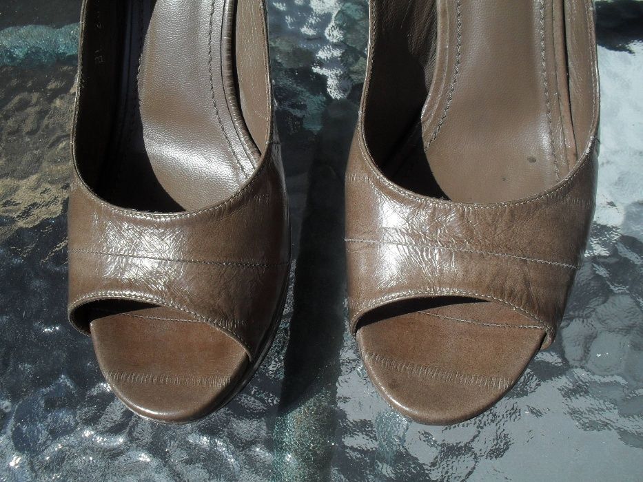 Buty YVES SAINT LAURENT rozmiar 37,5