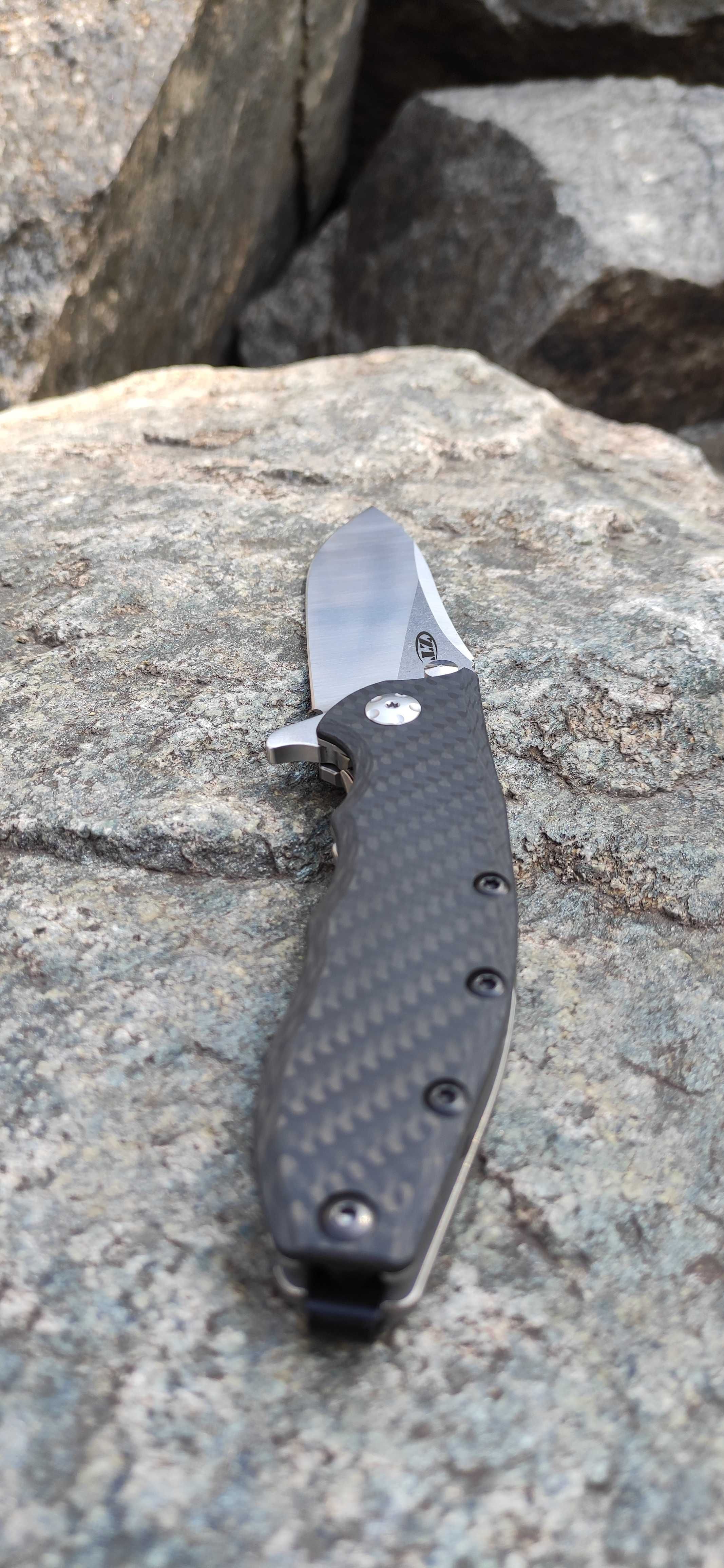 Ніж складаний ZT0562 CF