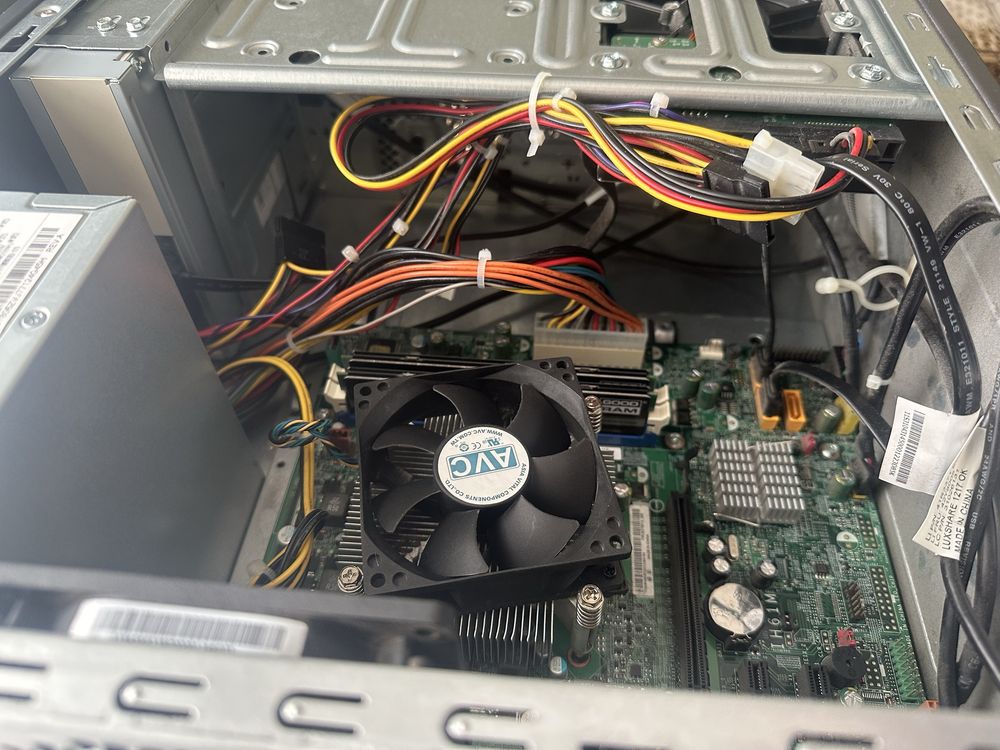 Компютер Lenovo ThinkCentre M71e