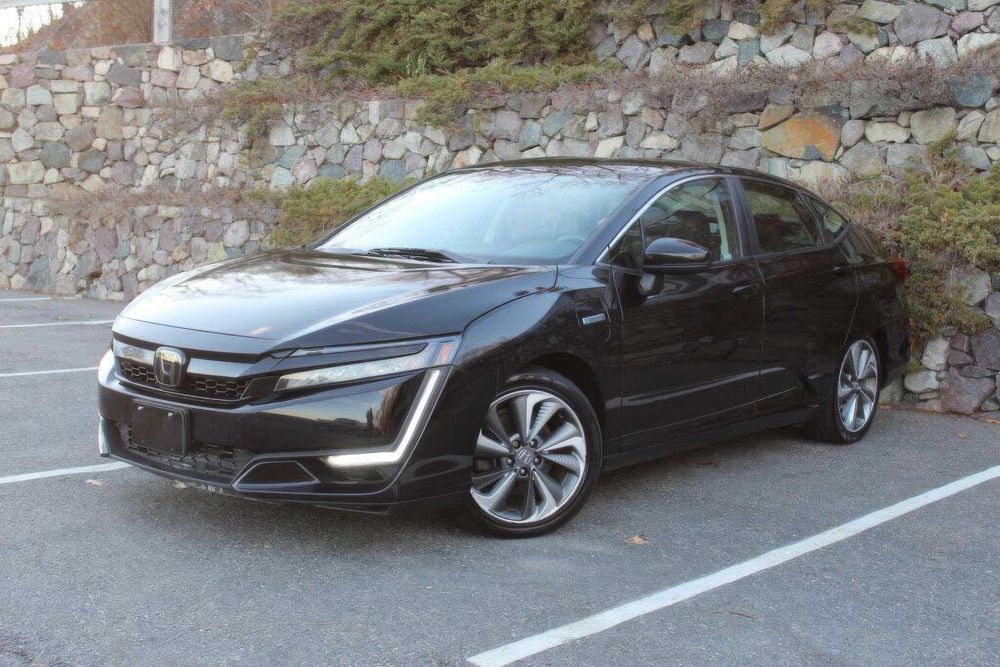 Honda Clarity Hybrid Plug-In      2018