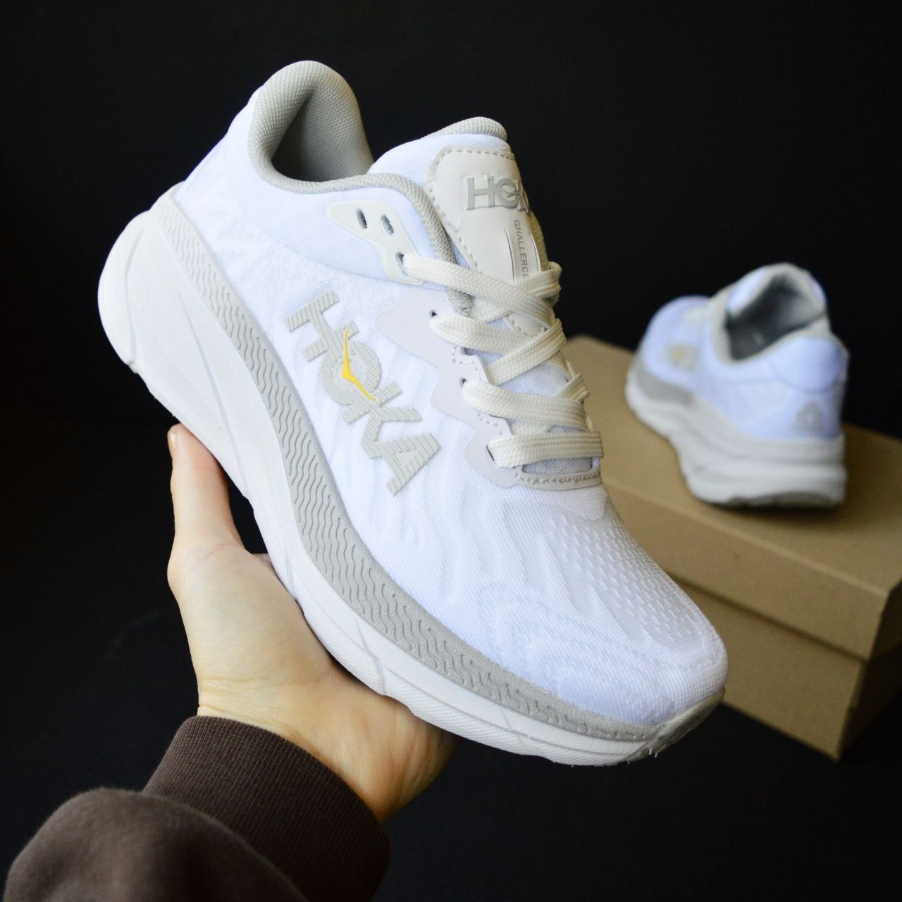 HOKA ONE ONE кросівки кеди жіночі білі літні весняні хока сітка легкі