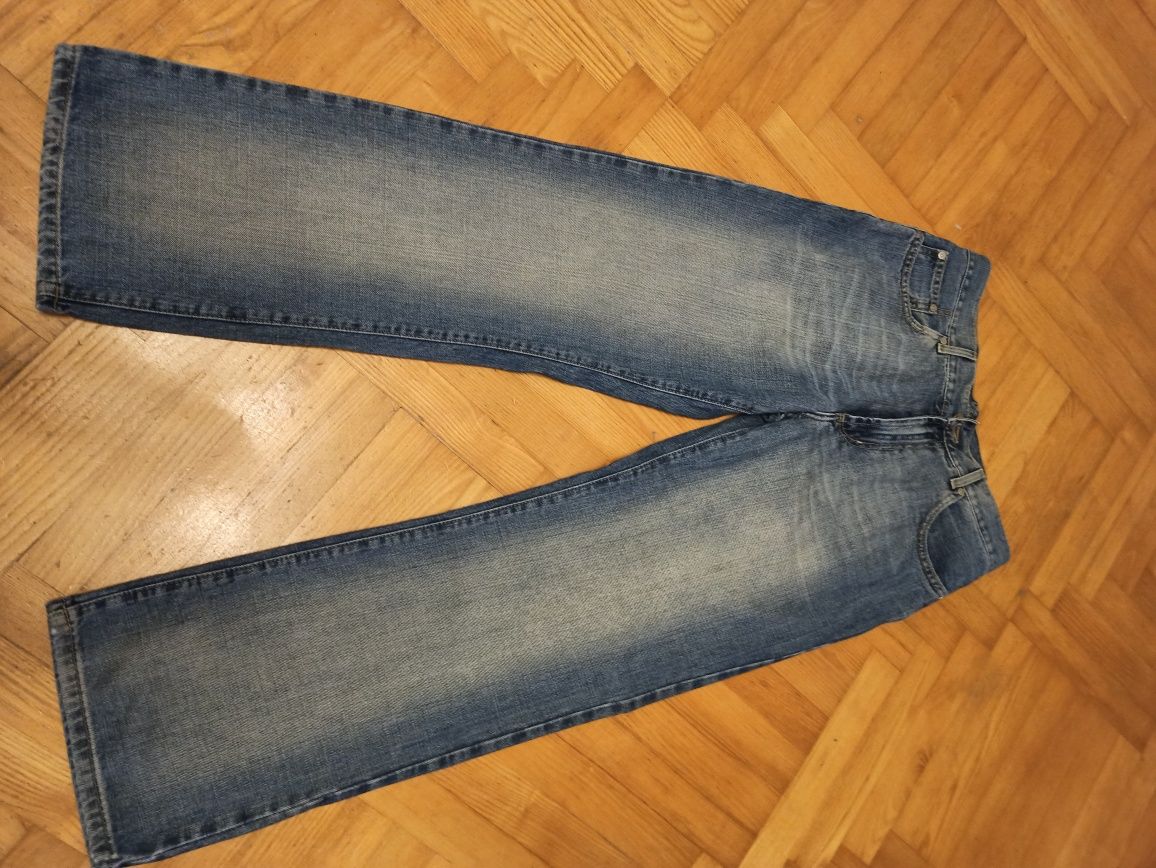 Spodnie męskie jeansowe proste szersze nogawki.  Cross jeans.