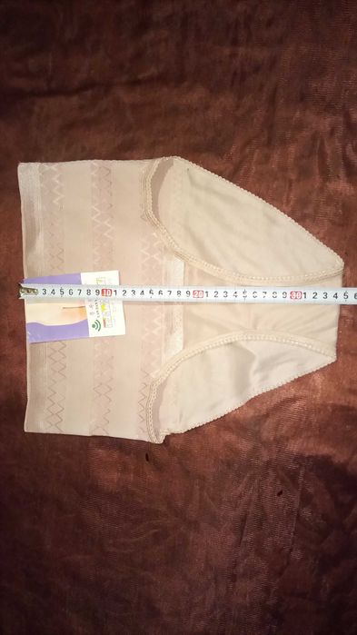 Корректирующее бельё , эластичное.