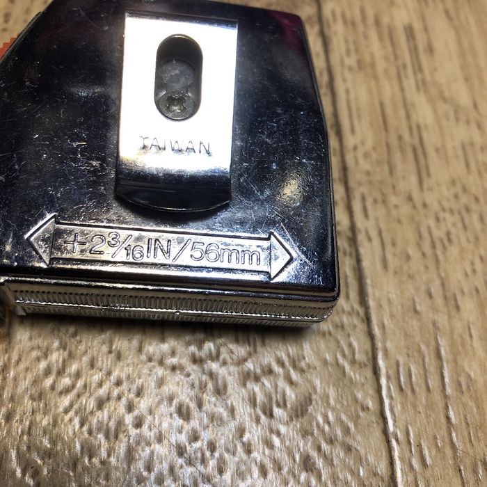 Taśma miernicza calowa