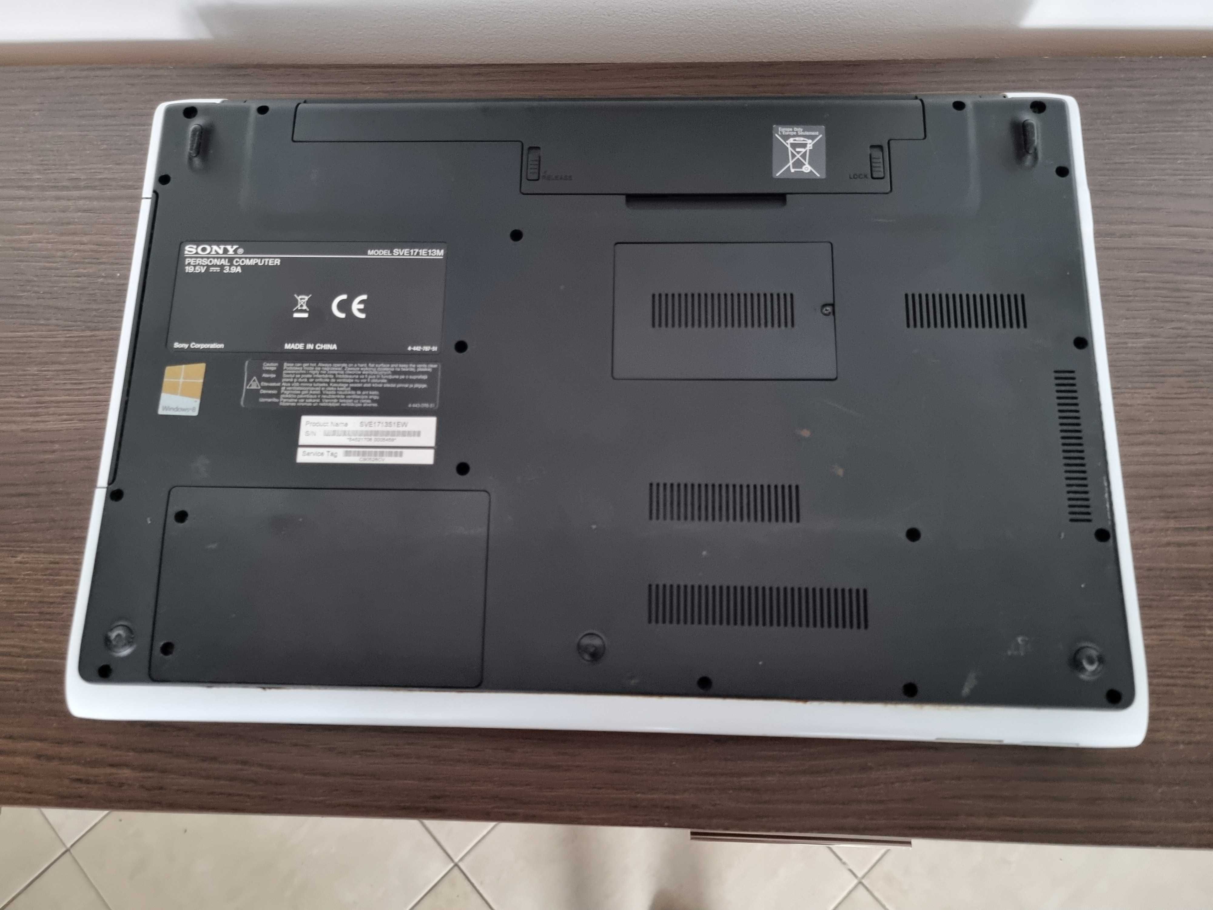 Sony VAIO SVE1713S1EW 17,3" i5 / 6GB RAM / HDD / Windows – biały