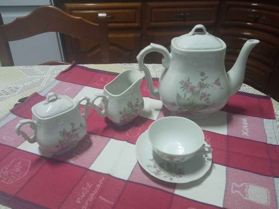 Serviço de chá de 12 peças Vista Alegre