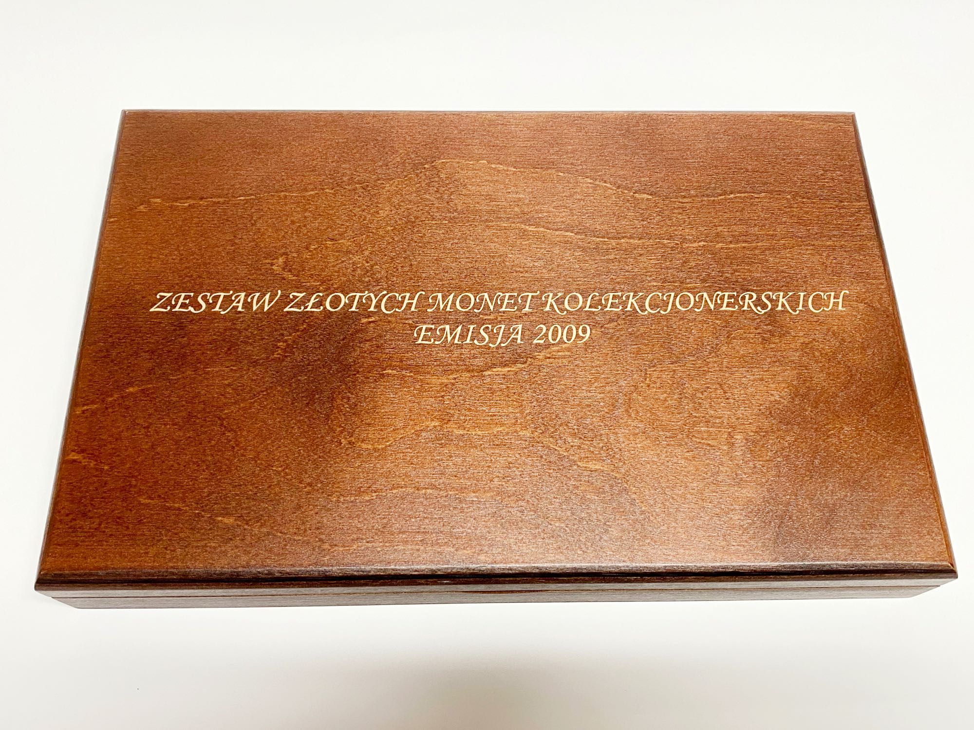 Pudełko kaseta na komplet ZŁOTYCH monet NBP z roku 2009